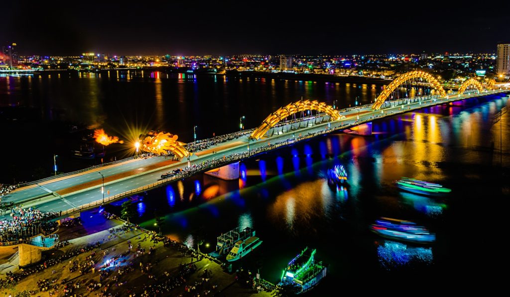 Dragon Bridge Da Nang festival night show