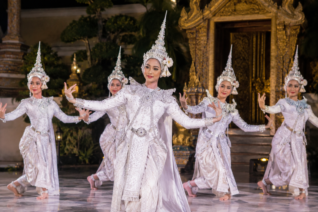 White Thai dance performances